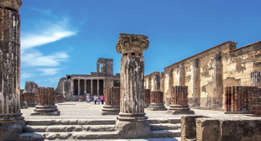 GRUSORA 3_C_ shutterstock - Sorrent - Amalfi - Capri